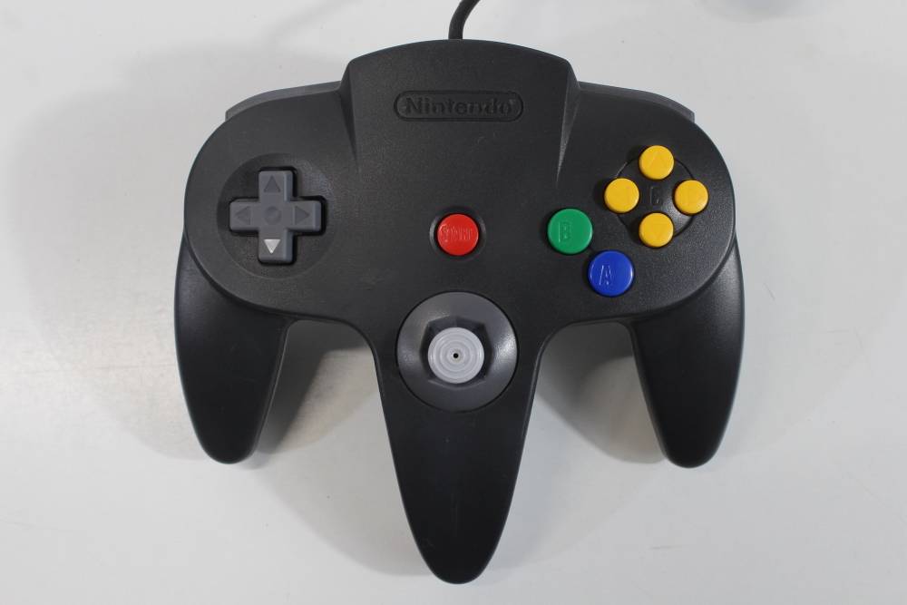 Lot of 2 Official Nintendo 64 Controller Black x Gray Back 7/10 Tight Stick N64 (B)