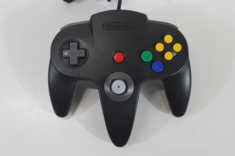 Lot of 2 Official Nintendo 64 Controller Black x Gray Back 7/10 Tight Stick N64 (B)