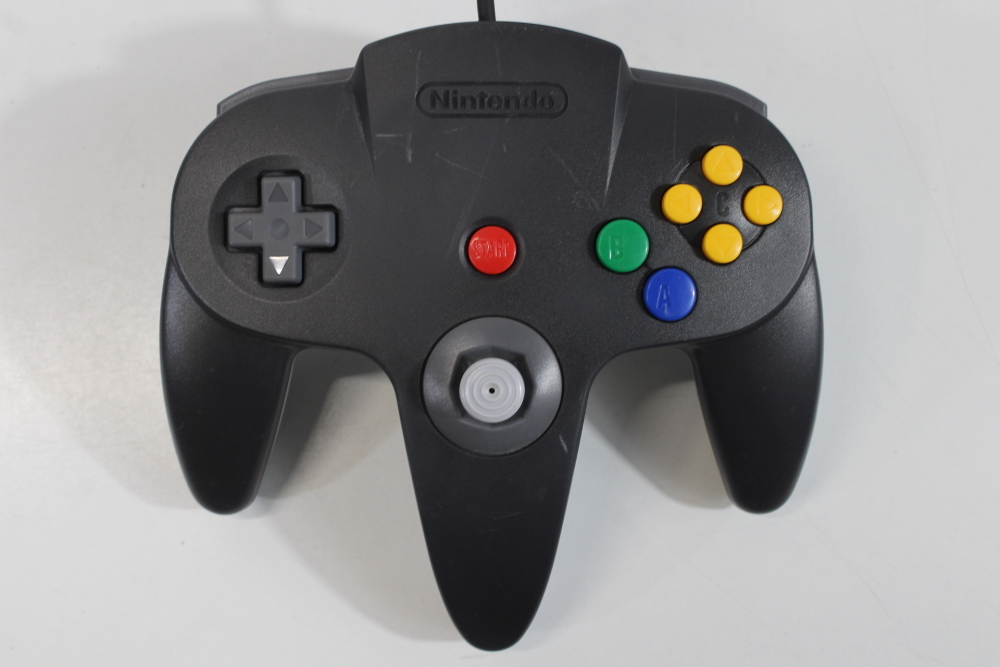 Lot of 2 Official Nintendo 64 Controller Black x Gray Back 7/10 Tight Stick N64 (B)
