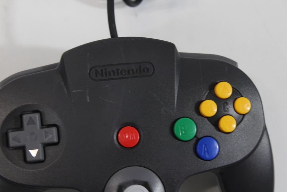 Lot of 2 Official Nintendo 64 Controller Black x Gray Back 7/10 Tight Stick N64 (B)