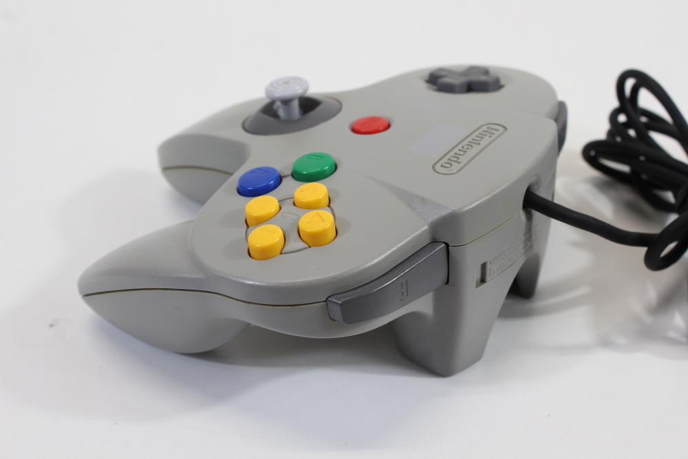 Official Nintendo 64 Controller Gray 8/10 Tight OEM Stick Discolored N64 (B)