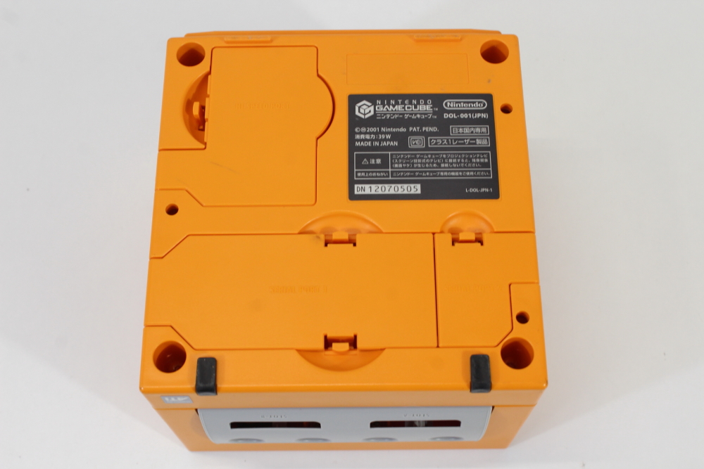 Nintendo GameCube OEM Replacement Shell Only Spice Orange DOL-001 (For Parts or Repair) Nintendo GameCube GC