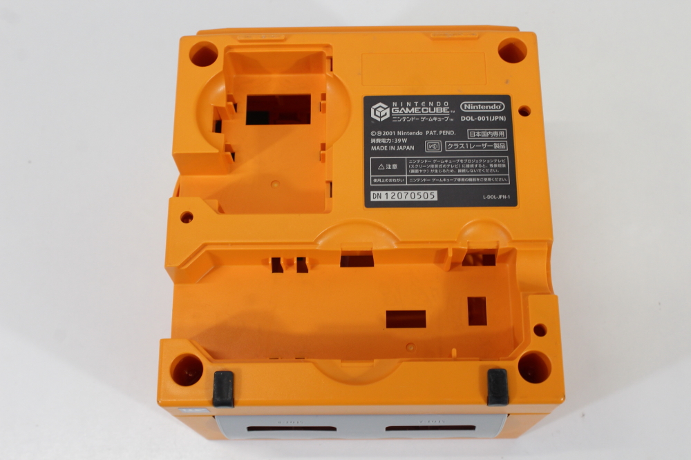 Nintendo GameCube OEM Replacement Shell Only Spice Orange DOL-001 (For Parts or Repair) Nintendo GameCube GC