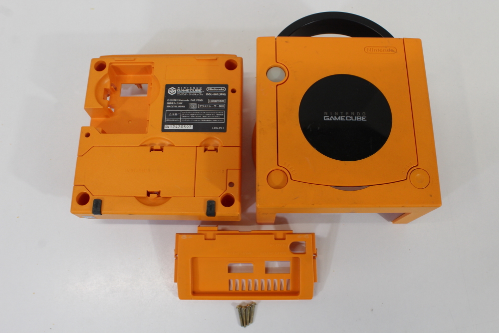 Nintendo GameCube OEM Replacement Shell Only Spice Orange DOL-001 (For Parts or Repair) Nintendo GameCube GC