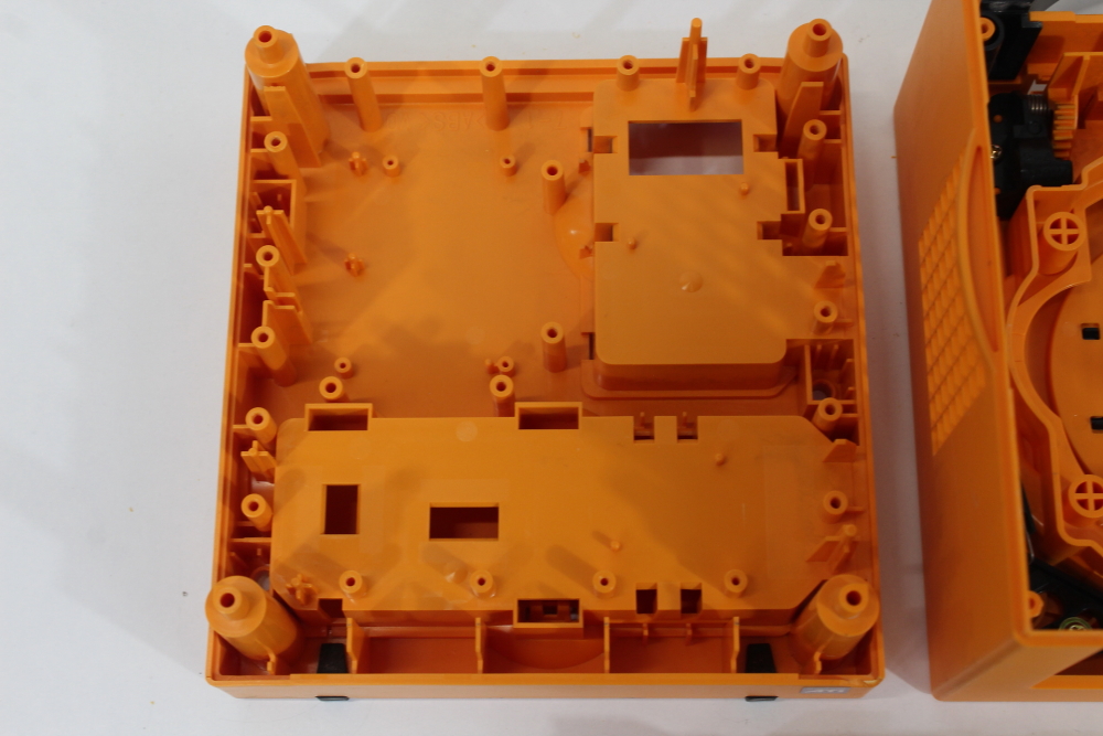 Nintendo GameCube OEM Replacement Shell Only Spice Orange DOL-001 (For Parts or Repair) Nintendo GameCube GC