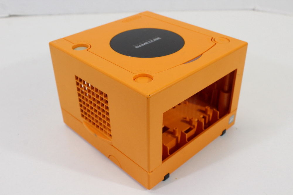 Nintendo GameCube OEM Replacement Shell Only Spice Orange DOL-001 (For Parts or Repair) Nintendo GameCube GC