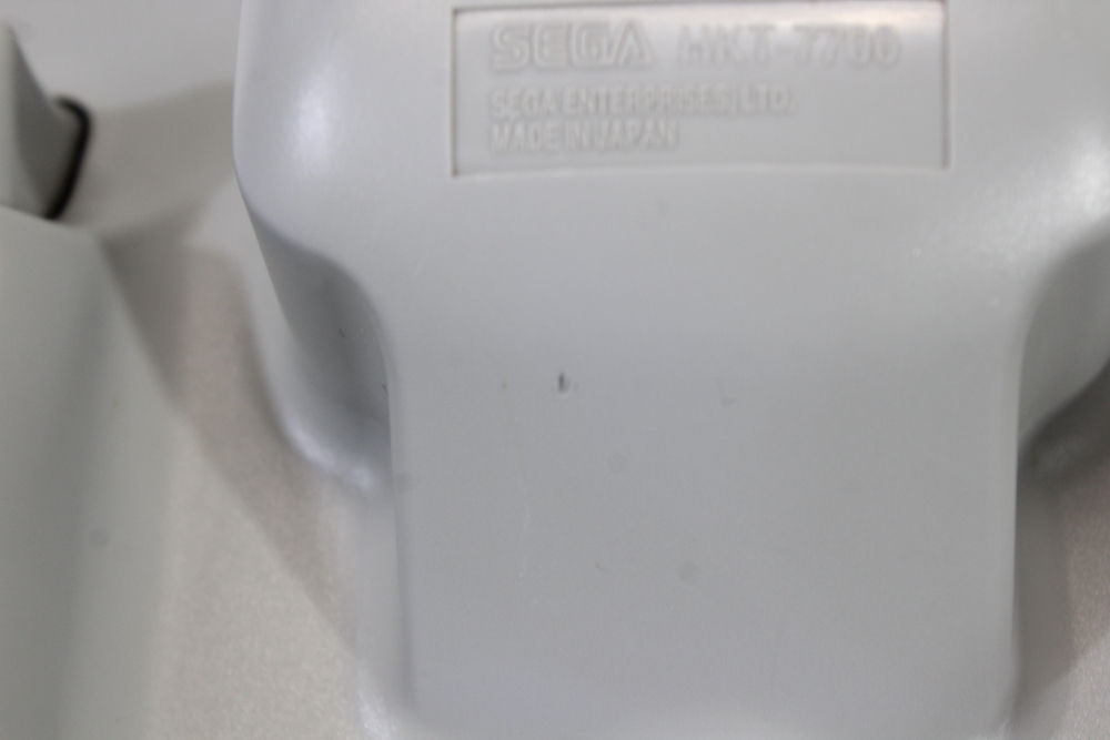 SEGA Dreamcast Controller Pad White HKT-7700 DC (B) SEGA Dreamcast DC