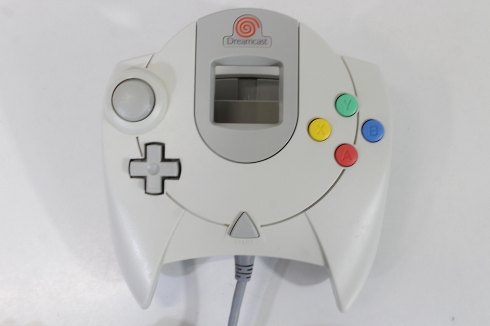 SEGA Dreamcast Controller Pad White HKT-7700 DC (B) SEGA Dreamcast DC