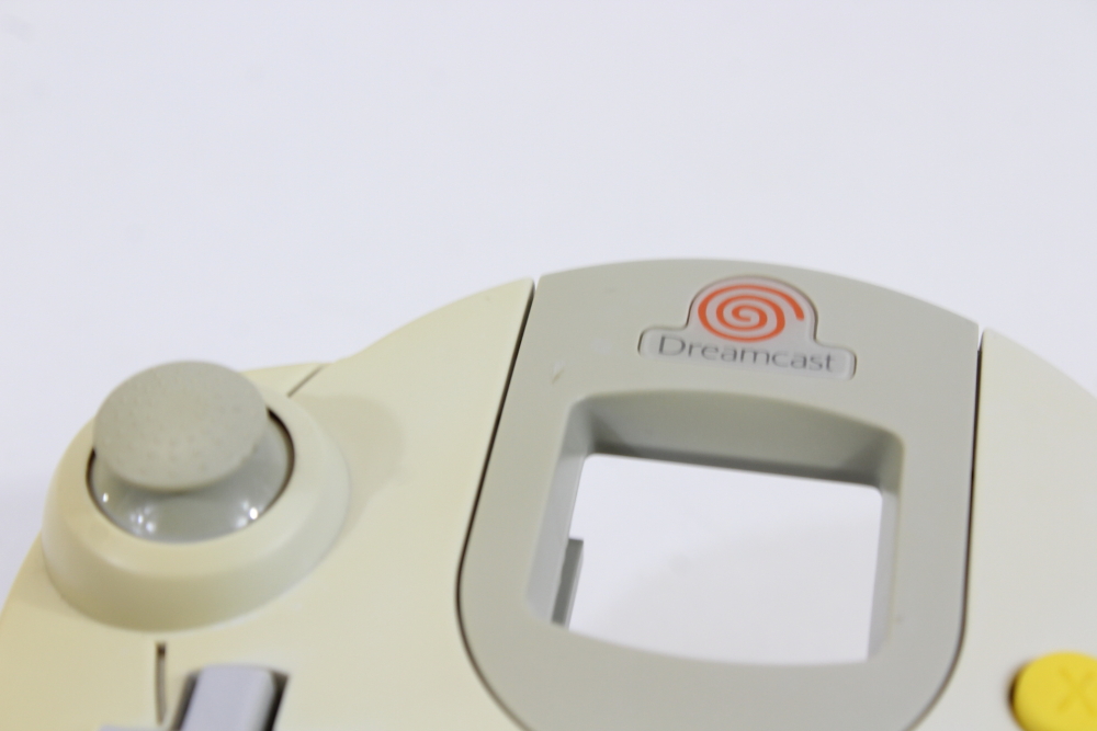 SEGA Dreamcast Controller Pad White HKT-7700 DC (B) SEGA Dreamcast DC