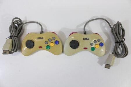Lot of 2 Official Sega Saturn White Controllers HSS-0101 (C) SEGA Saturn SS