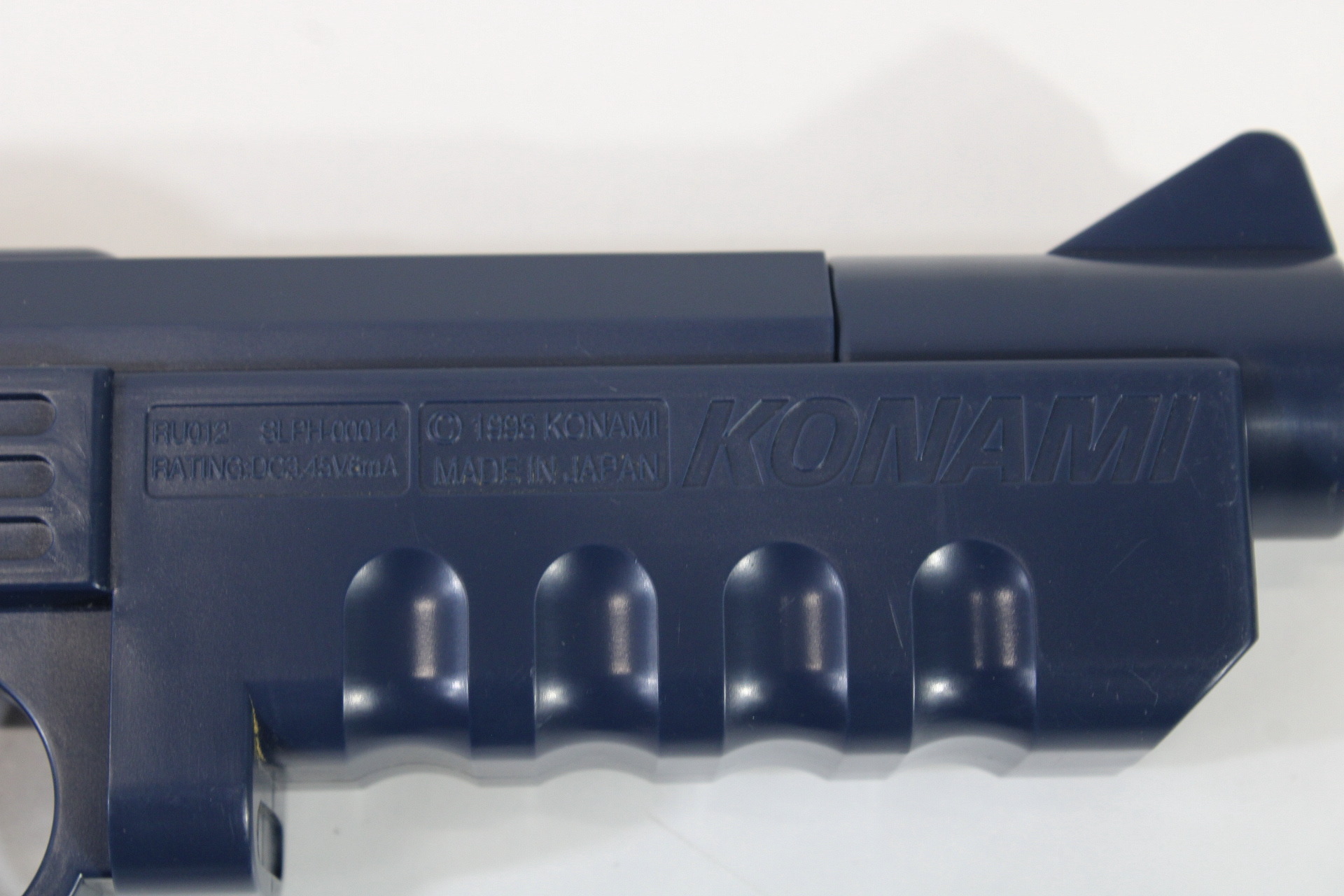 Konami SLPH-00014 Hyper Blaster Light Gun Controller (B) Playstation PS1 PS2 (Copy)