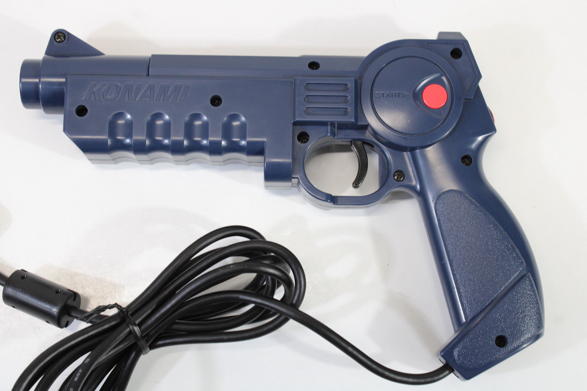 Konami SLPH-00014 Hyper Blaster Light Gun Controller (B) Playstation PS1 PS2 (Copy)