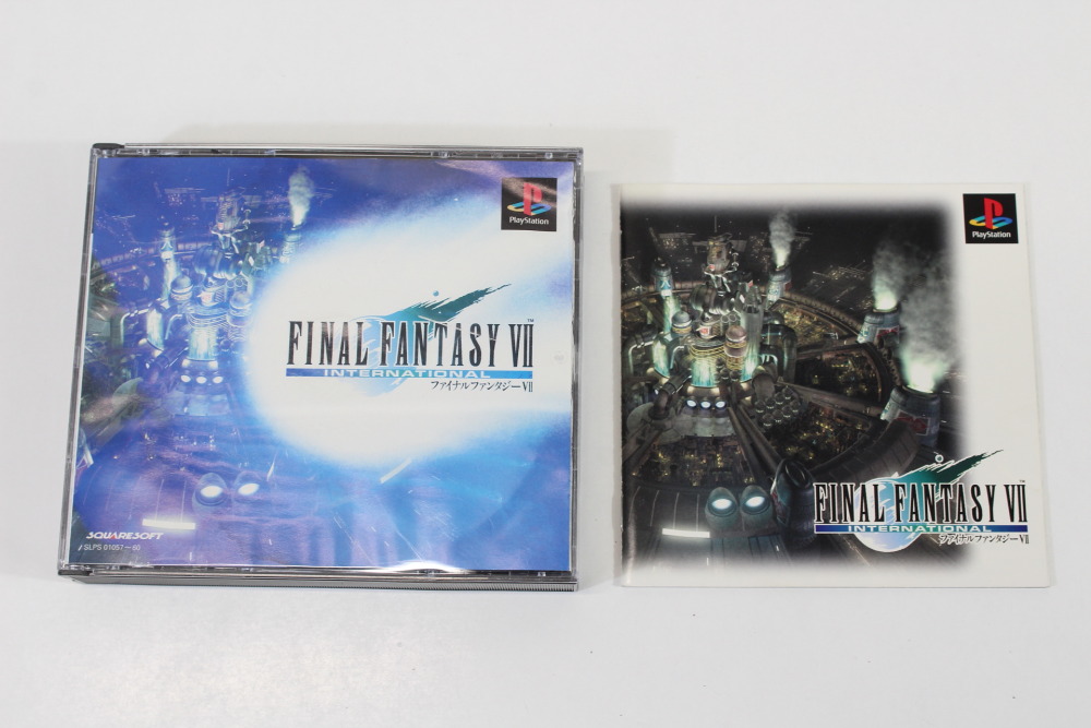 Final Fantasy VII 7 International CIB (B Cover Art Water Damage) SONY PlayStation 1 PS1