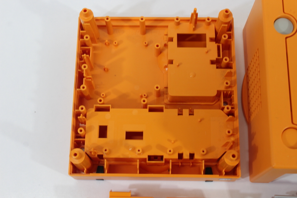 Nintendo GameCube OEM Replacement Shell Only Spice Orange DOL-001 (For Parts or Repair) Nintendo GameCube GC