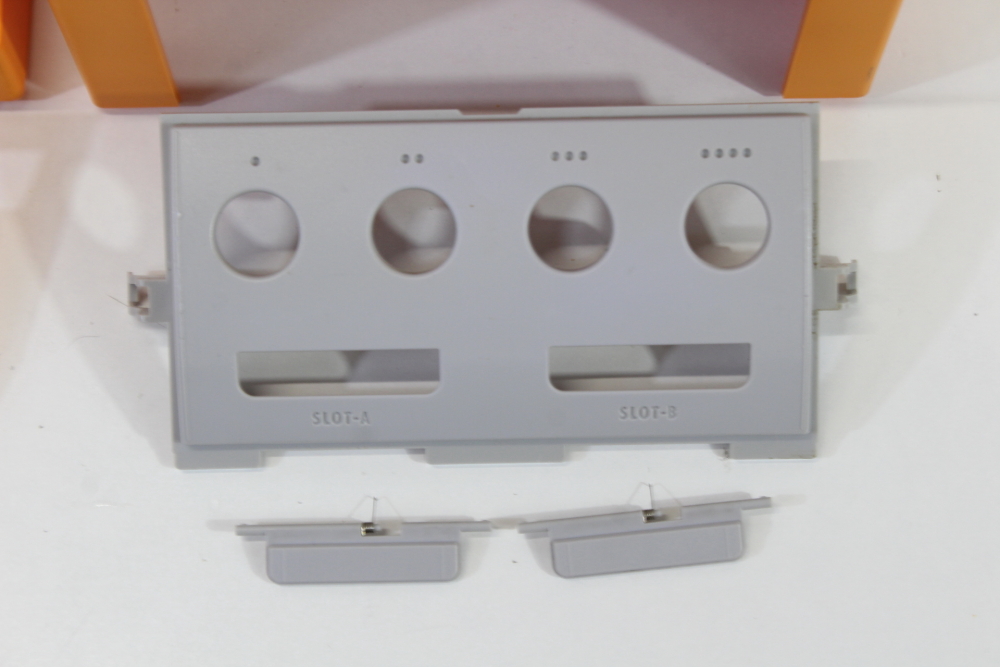 Nintendo GameCube OEM Replacement Shell Only Spice Orange DOL-001 (For Parts or Repair) Nintendo GameCube GC