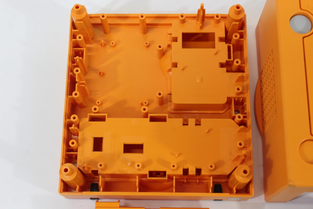 Nintendo GameCube OEM Replacement Shell Only Spice Orange DOL-001 (For Parts or Repair) Nintendo GameCube GC