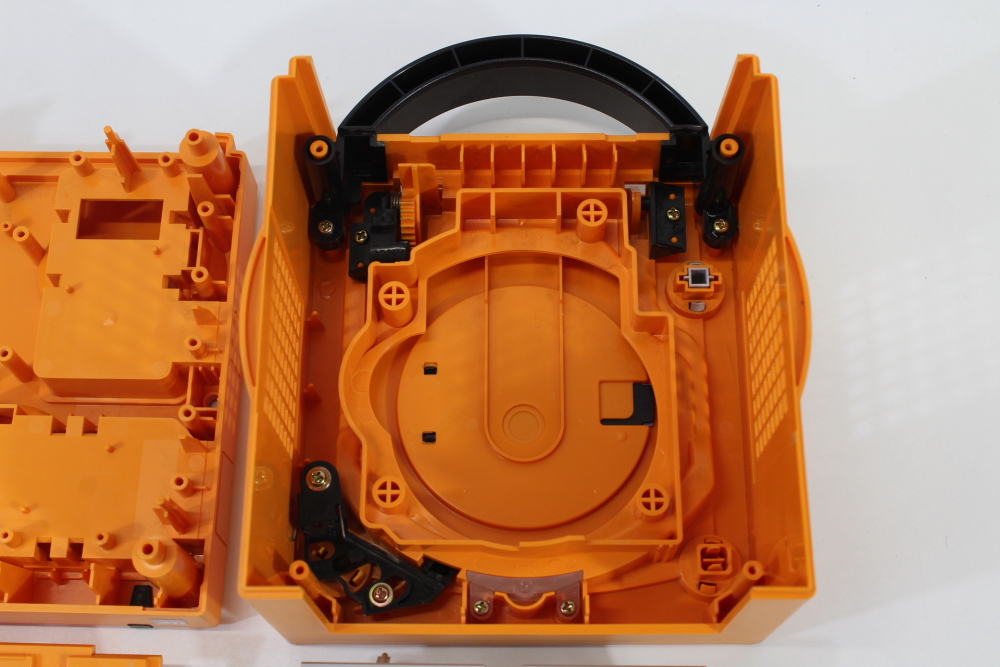 Nintendo GameCube OEM Replacement Shell Only Spice Orange DOL-001 (For Parts or Repair) Nintendo GameCube GC