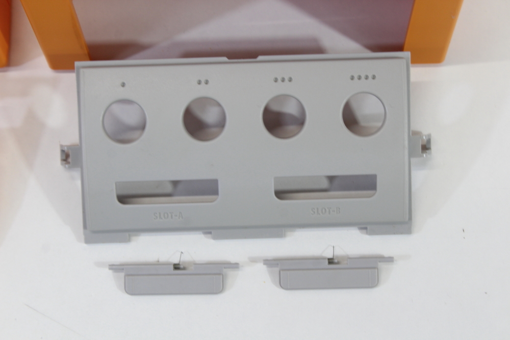 Nintendo GameCube OEM Replacement Shell Only Spice Orange DOL-001 Cos. Damage (For Parts or Repair) Nintendo GameCube GC