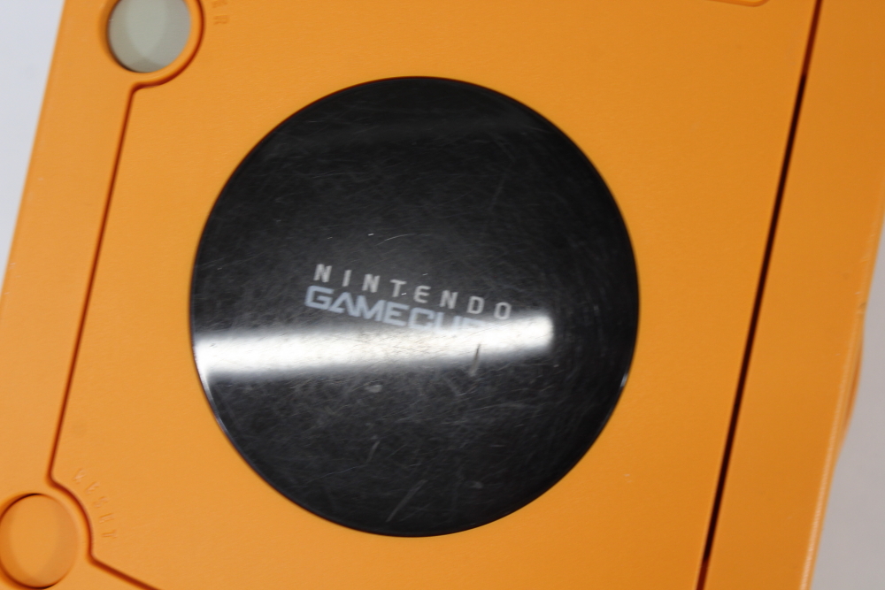 Nintendo GameCube OEM Replacement Shell Only Spice Orange DOL-001 Cos. Damage (For Parts or Repair) Nintendo GameCube GC