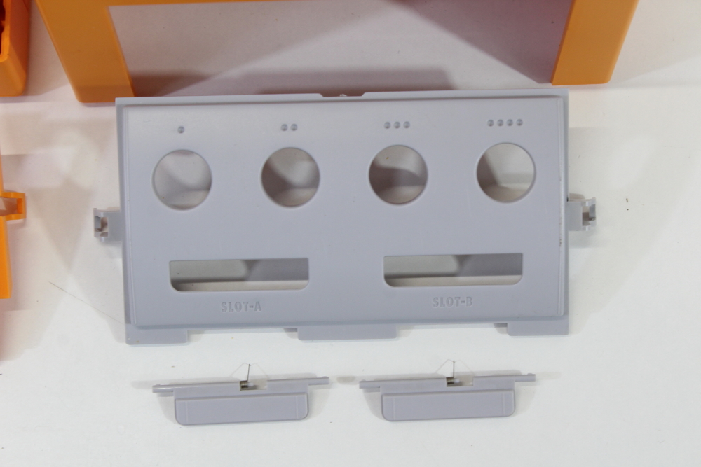 Nintendo GameCube OEM Replacement Shell Only Spice Orange DOL-001 Cos. Damage (For Parts or Repair) Nintendo GameCube GC
