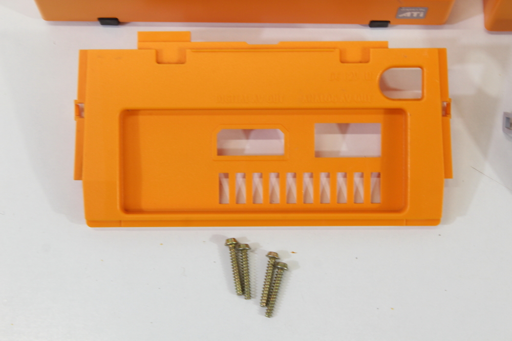 Nintendo GameCube OEM Replacement Shell Only Spice Orange DOL-001 Cos. Damage (For Parts or Repair) Nintendo GameCube GC