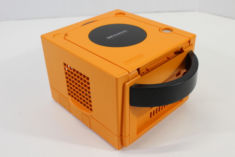 Nintendo GameCube OEM Replacement Shell Only Spice Orange DOL-001 Cos. Damage (For Parts or Repair) Nintendo GameCube GC