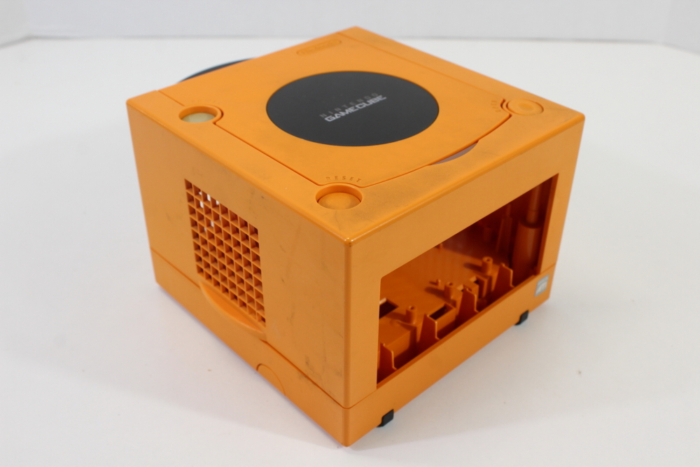 Nintendo GameCube OEM Replacement Shell Only Spice Orange DOL-001 (For Parts or Repair) Nintendo GameCube GC