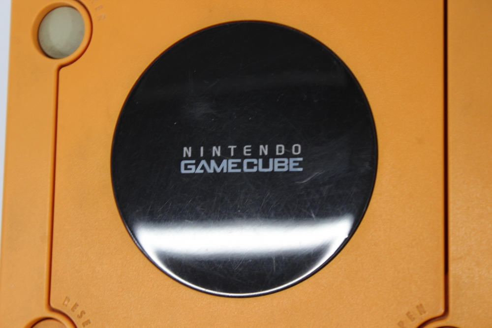Nintendo GameCube OEM Replacement Shell Only Spice Orange DOL-001 (For Parts or Repair) Nintendo GameCube GC