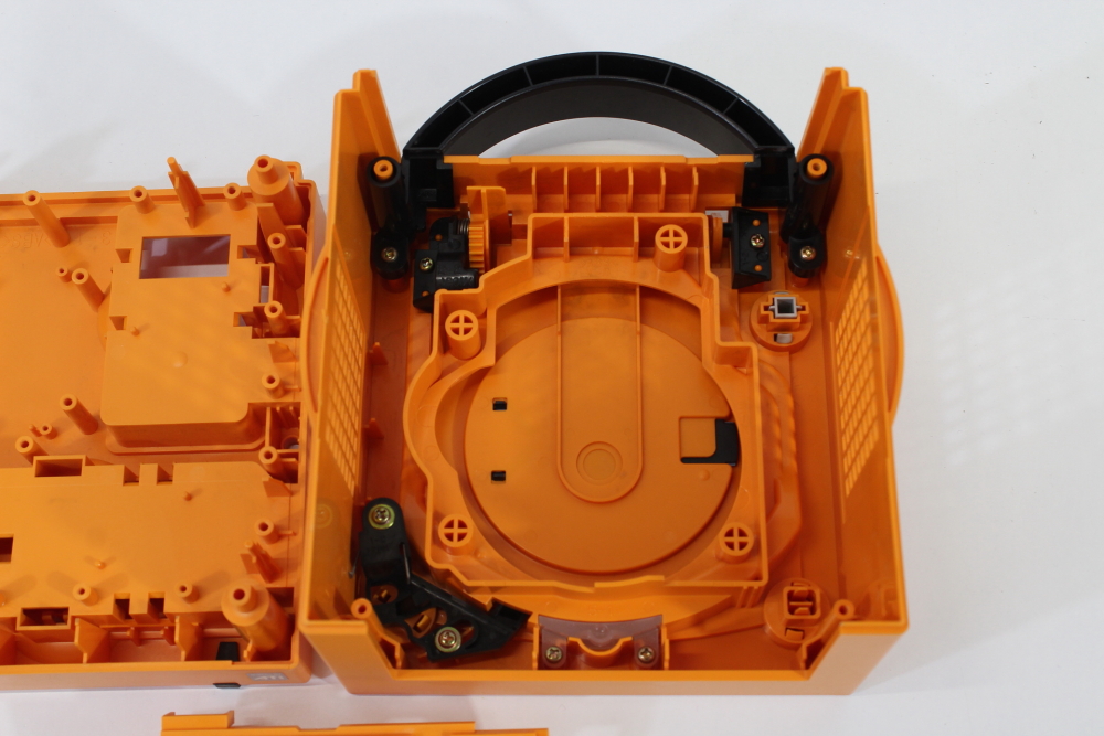 Nintendo GameCube OEM Replacement Shell Only Spice Orange DOL-001 (For Parts or Repair) Nintendo GameCube GC