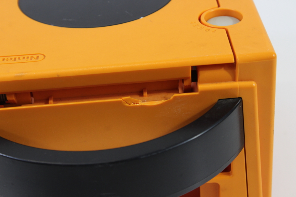 Nintendo GameCube OEM Replacement Shell Only Spice Orange DOL-001 (For Parts or Repair) Nintendo GameCube GC