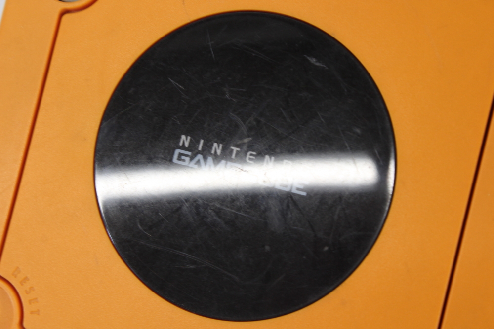 Nintendo GameCube OEM Replacement Shell Only Spice Orange DOL-001 (For Parts or Repair) Nintendo GameCube GC