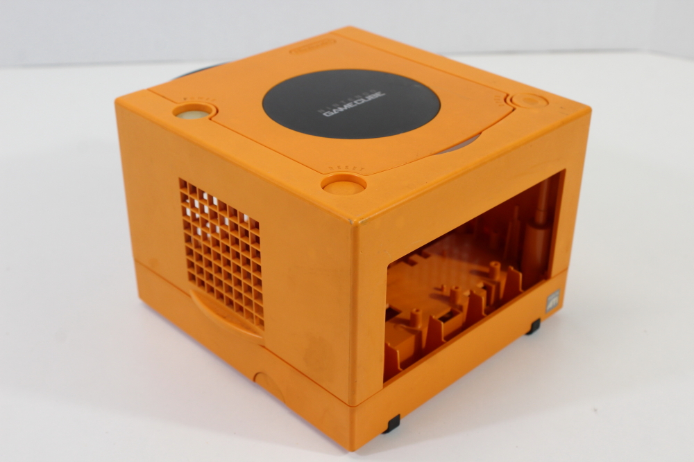 Nintendo GameCube OEM Replacement Shell Only Spice Orange DOL-001 (For Parts or Repair) Nintendo GameCube GC