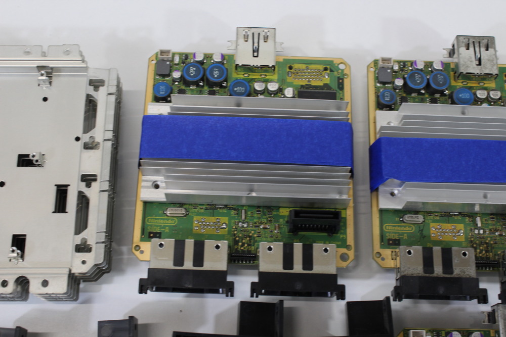 Lot of 5 Nintendo GameCube OEM Mainboard DOL-101 Motherboard (Modded to NTSC-U/C Region) & Heatsink & Screws & Fan Power Switch & Bottom Shielding Plate GC (B) Nintendo GameCube GC