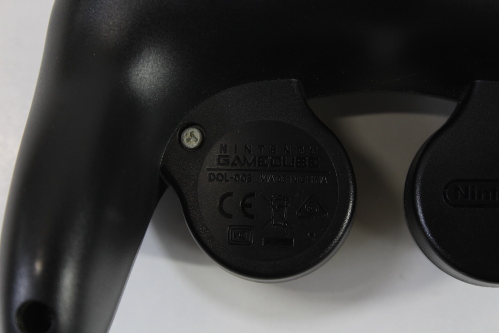 Official Nintendo Gamecube Controller Smash Bros Wii U Black OEM T3 GC (A) Nintendo Gamecube GC