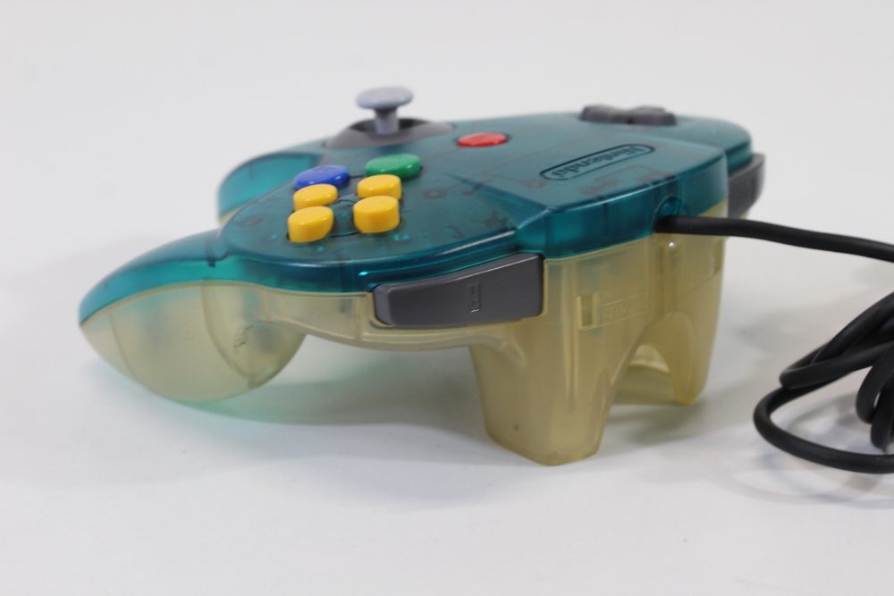Official Nintendo 64 Ocean Ice Blue x Clear Controller 9/10 Stick N64 Discolored (B)