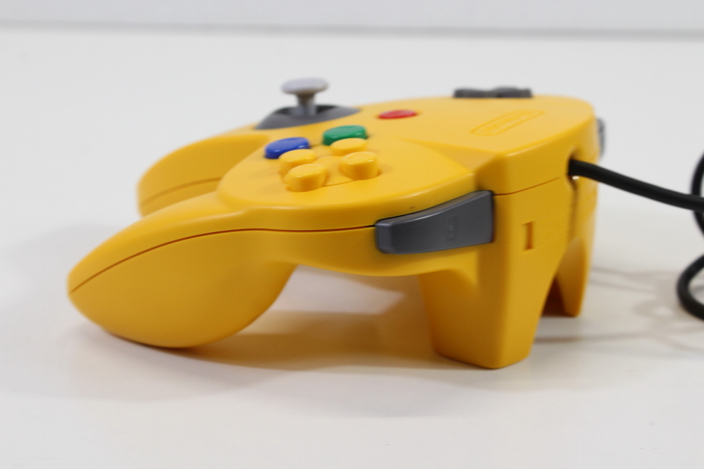 Official Nintendo 64 Controller Yellow 9/10 Tight Stick N64 (B)