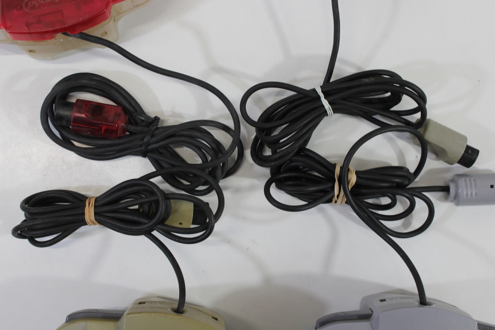 Lot of 4 Official Nintendo 64 Controller Loose Stick (UNTESTED AS IS) N64