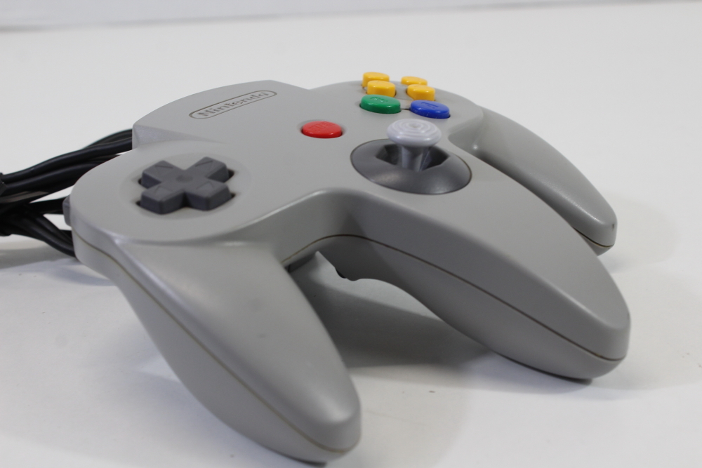 Official Nintendo 64 Controller Gray 9/10 Tight OEM Stick N64 (B)