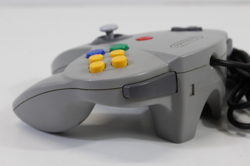 Official Nintendo 64 Controller Gray 9/10 Tight OEM Stick N64 (B)