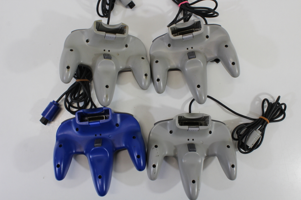 Lot of 4 Official Nintendo 64 Controller Loose Stick (UNTESTED AS IS) N64