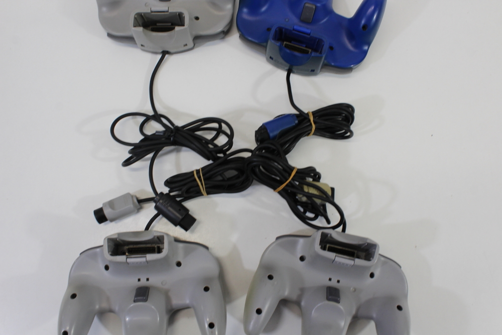 Lot of 4 Official Nintendo 64 Controller Loose Stick (UNTESTED AS IS) N64