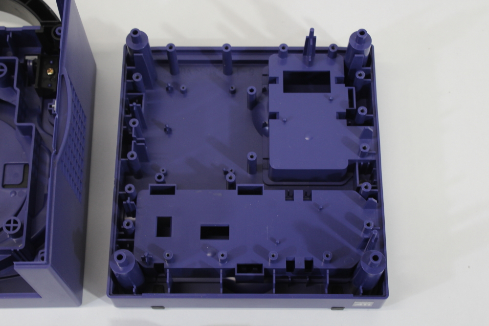 Nintendo GameCube OEM Replacement Shell Only Indigo Purple DOL-001 (For Parts or Repair) Nintendo GameCube GC