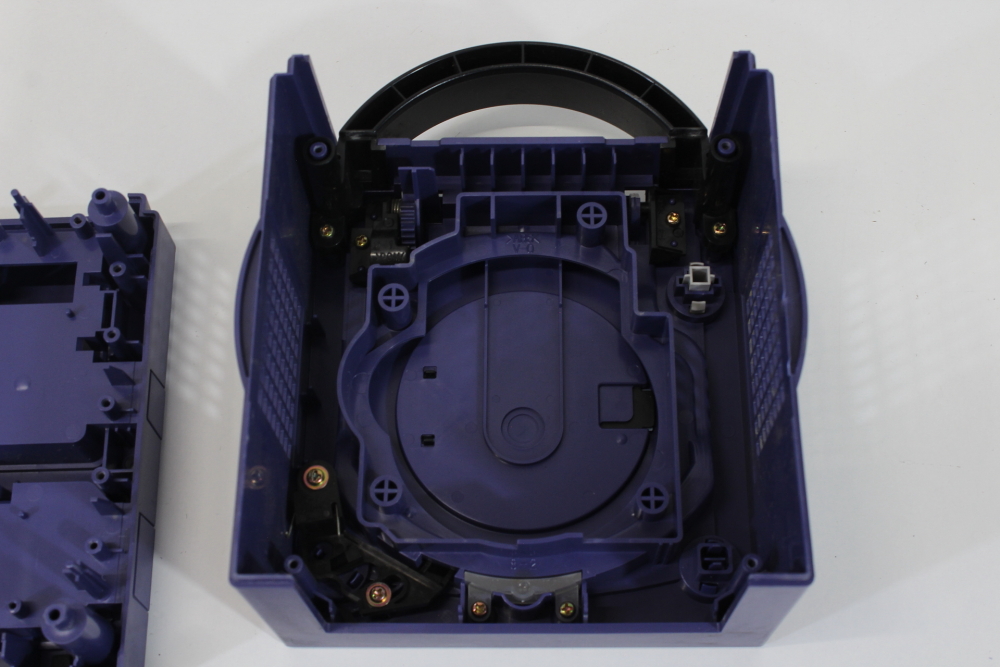 Nintendo GameCube OEM Replacement Shell Only Indigo Purple DOL-001 (For Parts or Repair) Nintendo GameCube GC