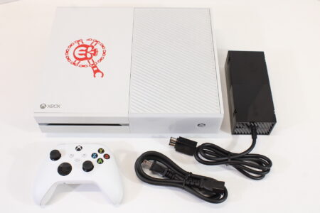 North American Microsoft Xbox One White Console 500GB Model 1540 Controller AC Adapter (USA) (B)
