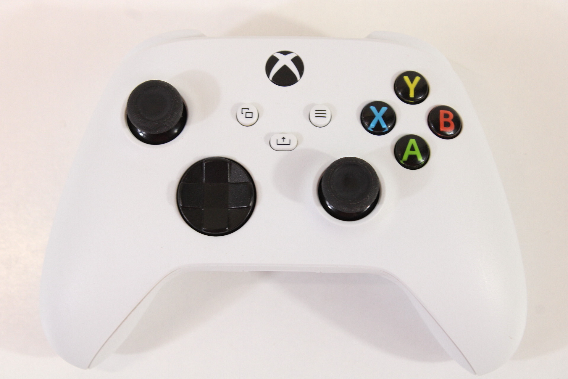 North American Microsoft Xbox One White Console 500GB Model 1540 Controller AC Adapter (USA) (B)