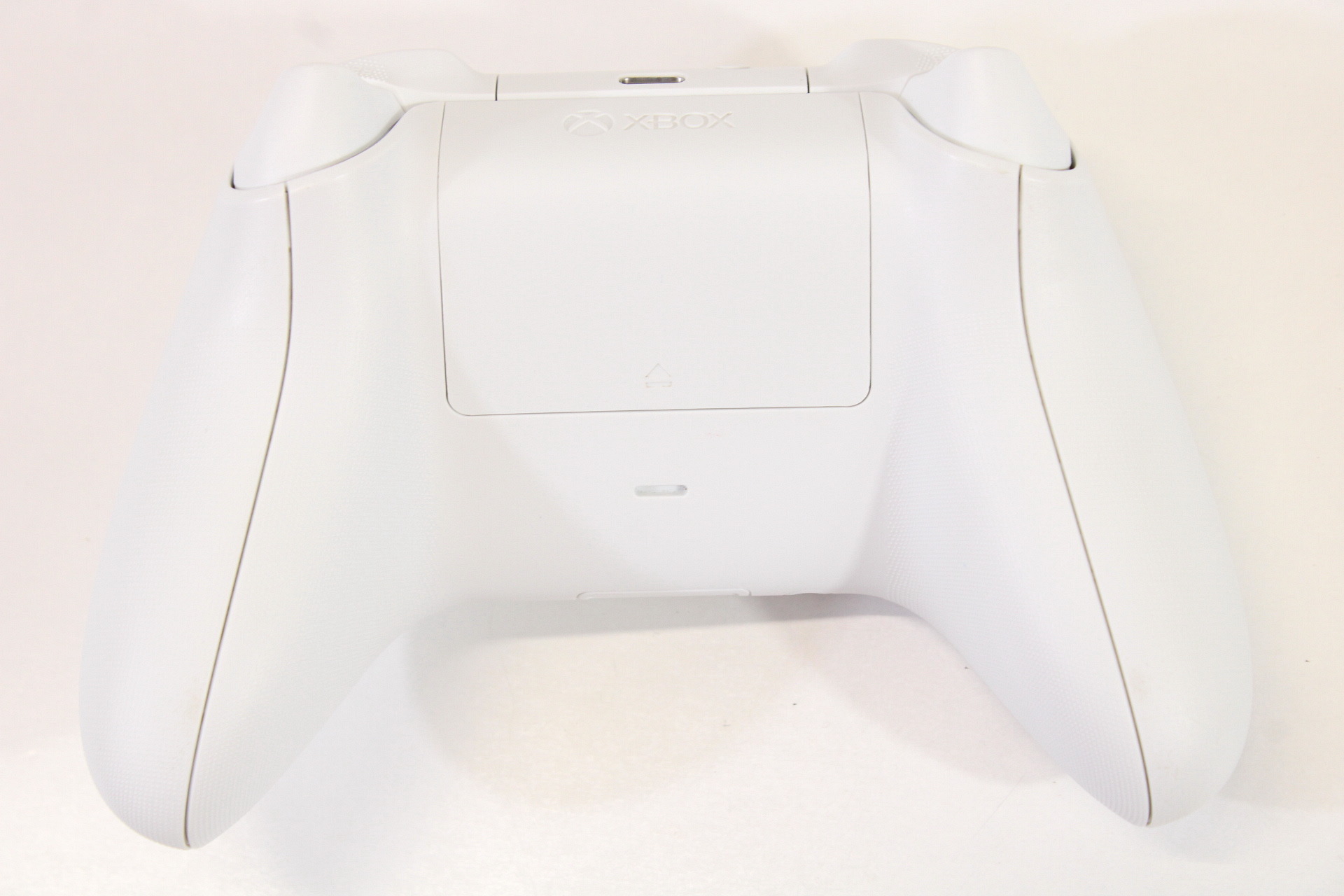 North American Microsoft Xbox One White Console 500GB Model 1540 Controller AC Adapter (USA) (B)