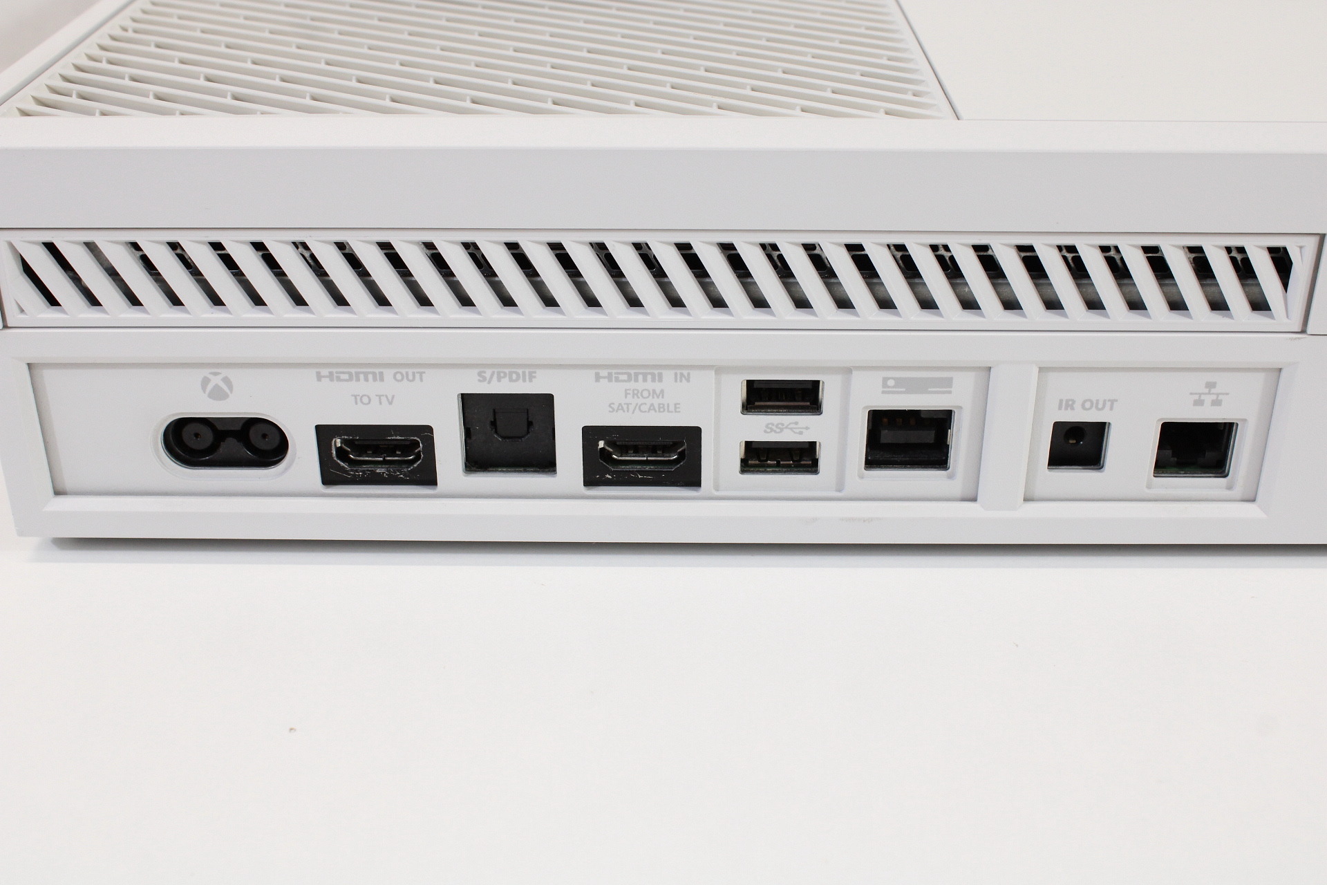 North American Microsoft Xbox One White Console 500GB Model 1540 Controller AC Adapter (USA) (B)