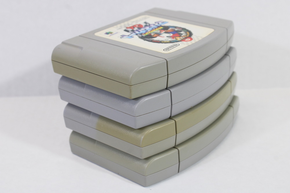 Lot of 4 Mario Kart 64 Mario Party 2 Mario Tennis Custom Robo v2 (C) Nintendo 64 N64